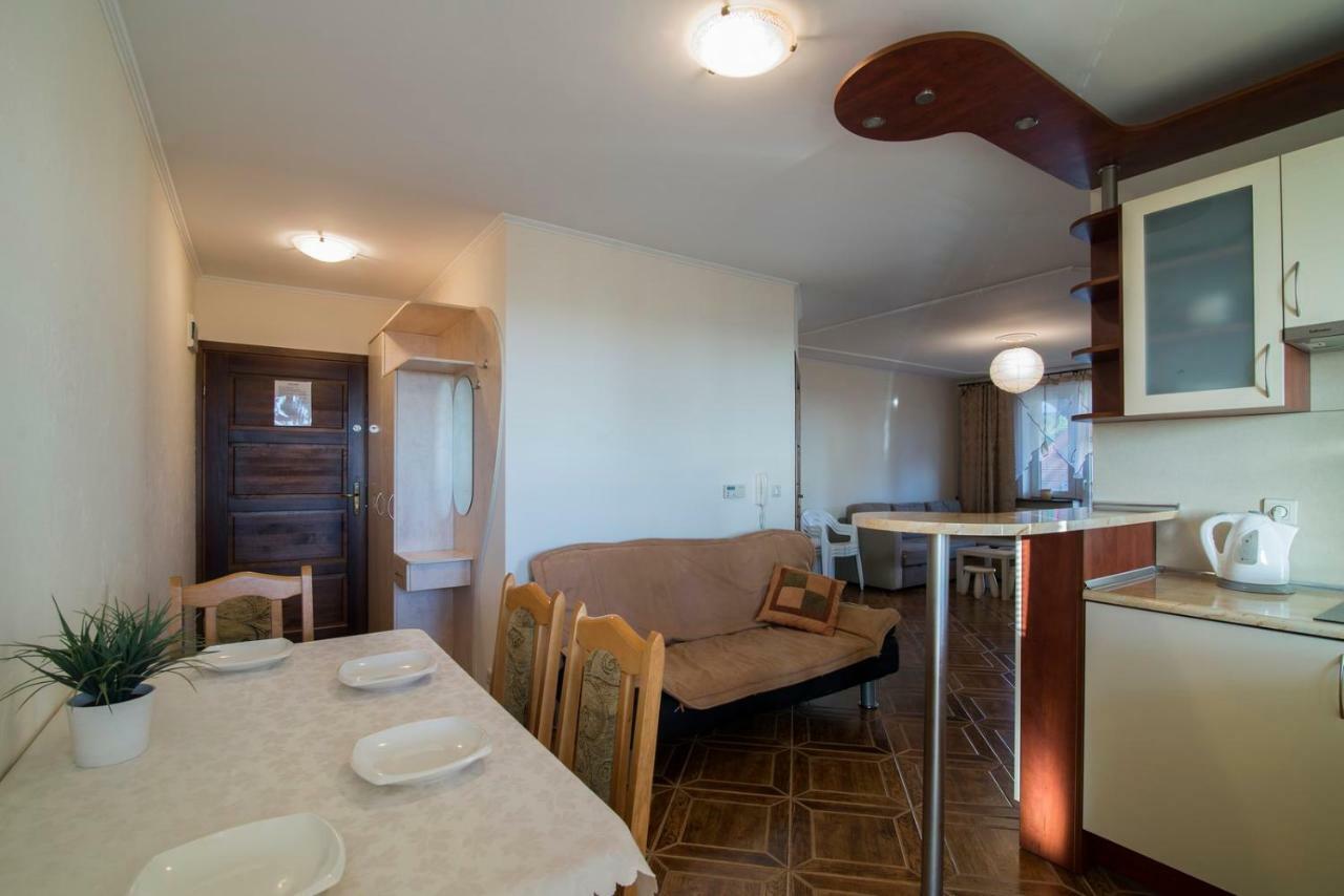 Pionow Rodzinne Apartamenty Urocza 10 Krynica Morska Exterior photo